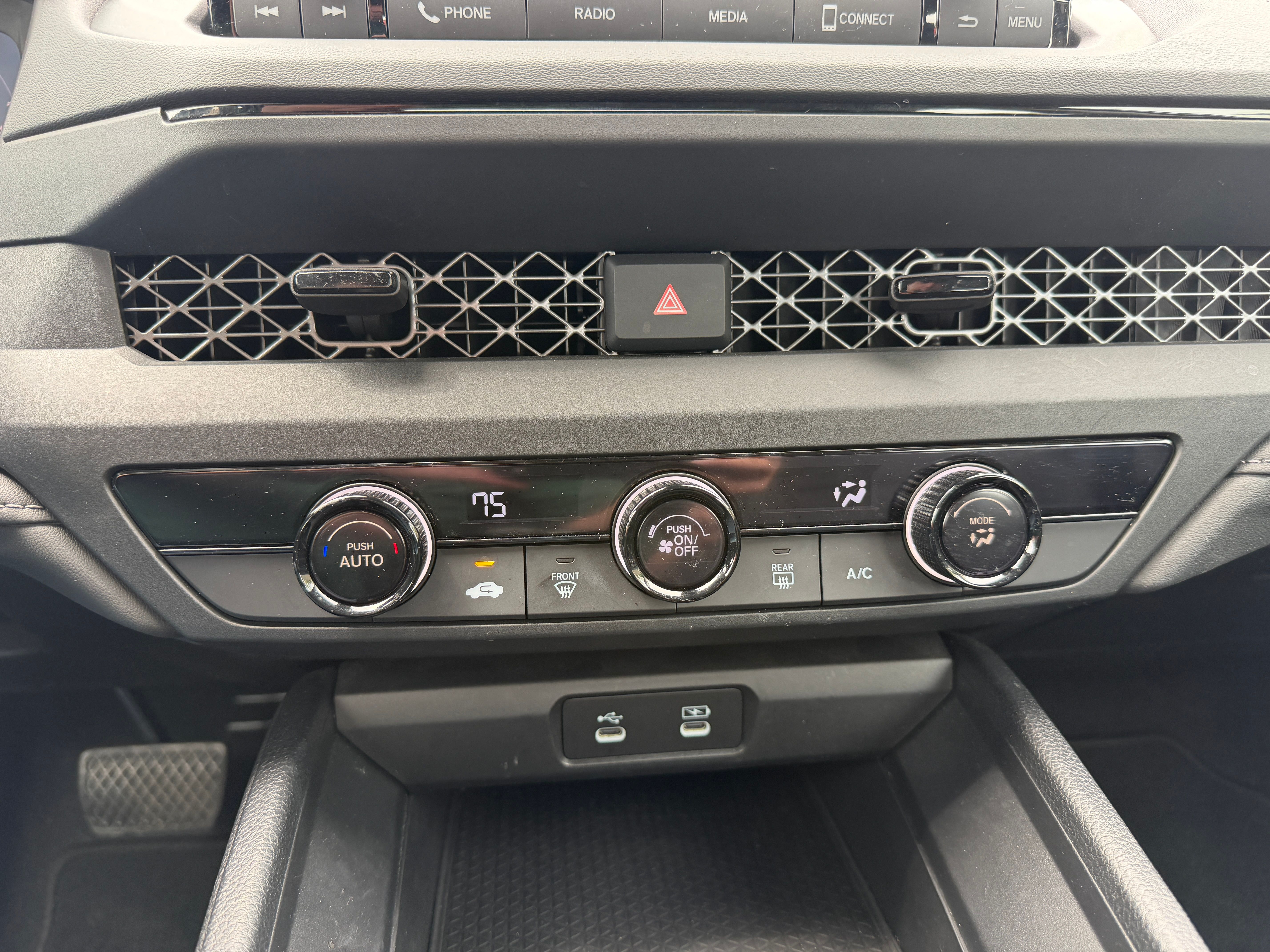 Used 2023 Honda Accord LX image 10