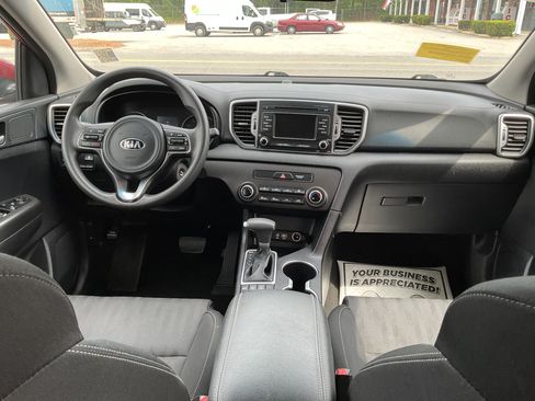 Used 2017 Kia Sportage AWD LX image 8