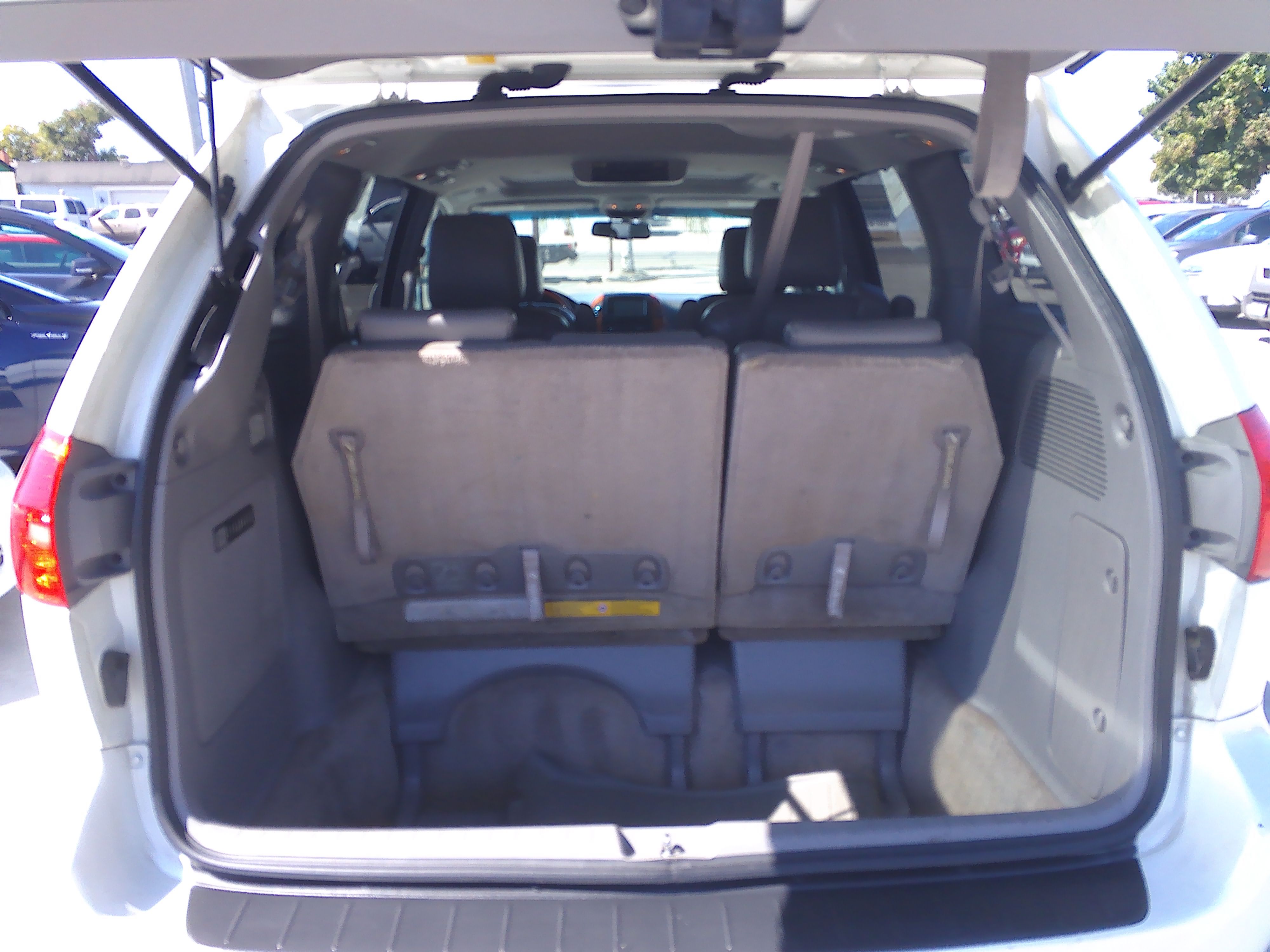 Used 2009 Toyota Sienna Limited AWD image 15