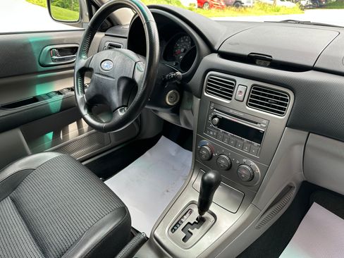 Used 2004 Subaru Forester 2.5XT AWD/4WD image 13
