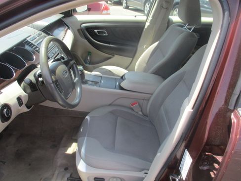 Used 2012 Ford Taurus SEL image 6