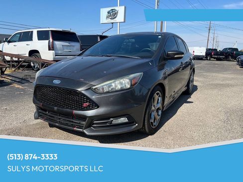 Used 2016 Ford Focus ST image 1