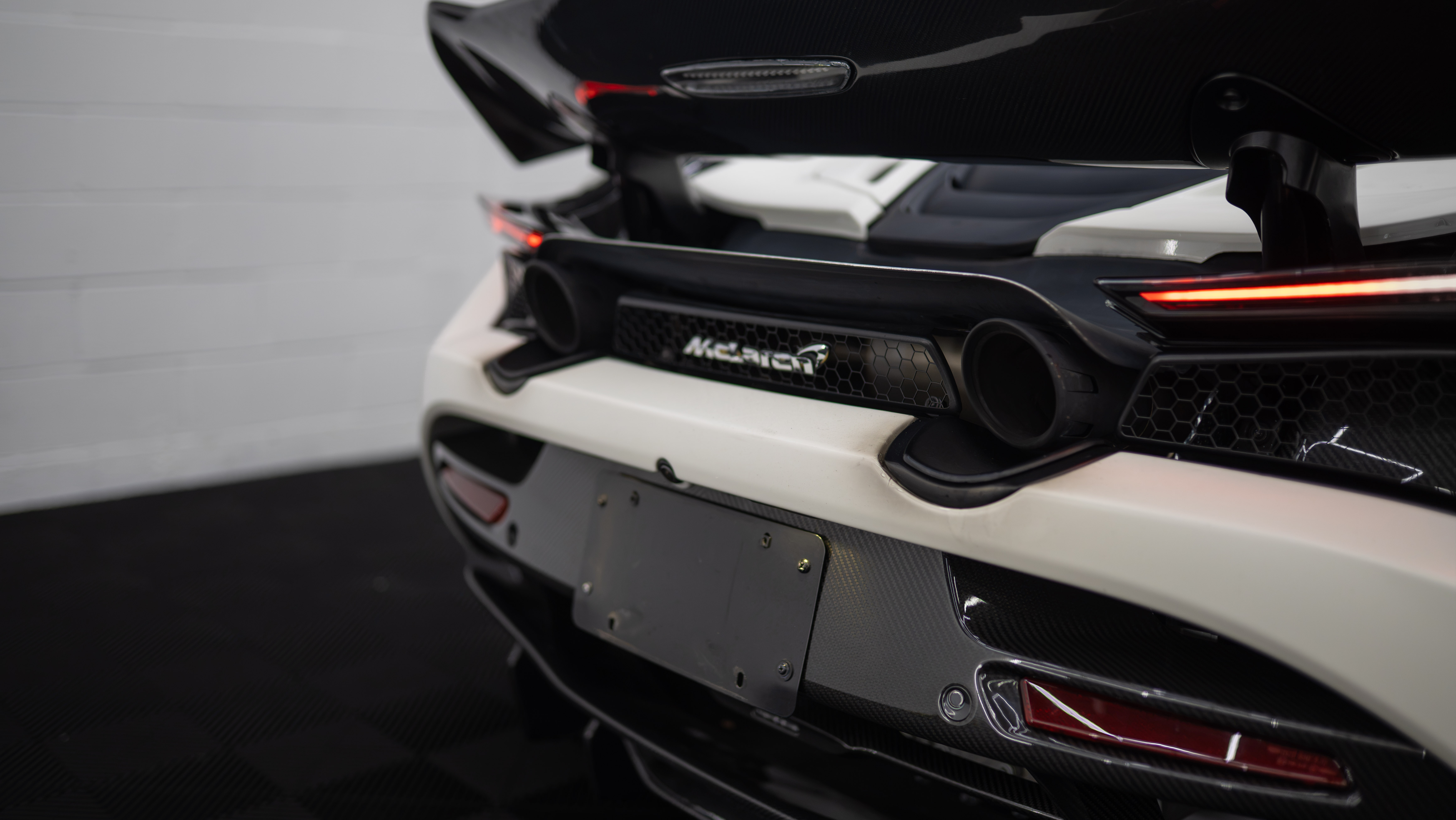 Used 2020 McLaren 720S Spider RWD image 41