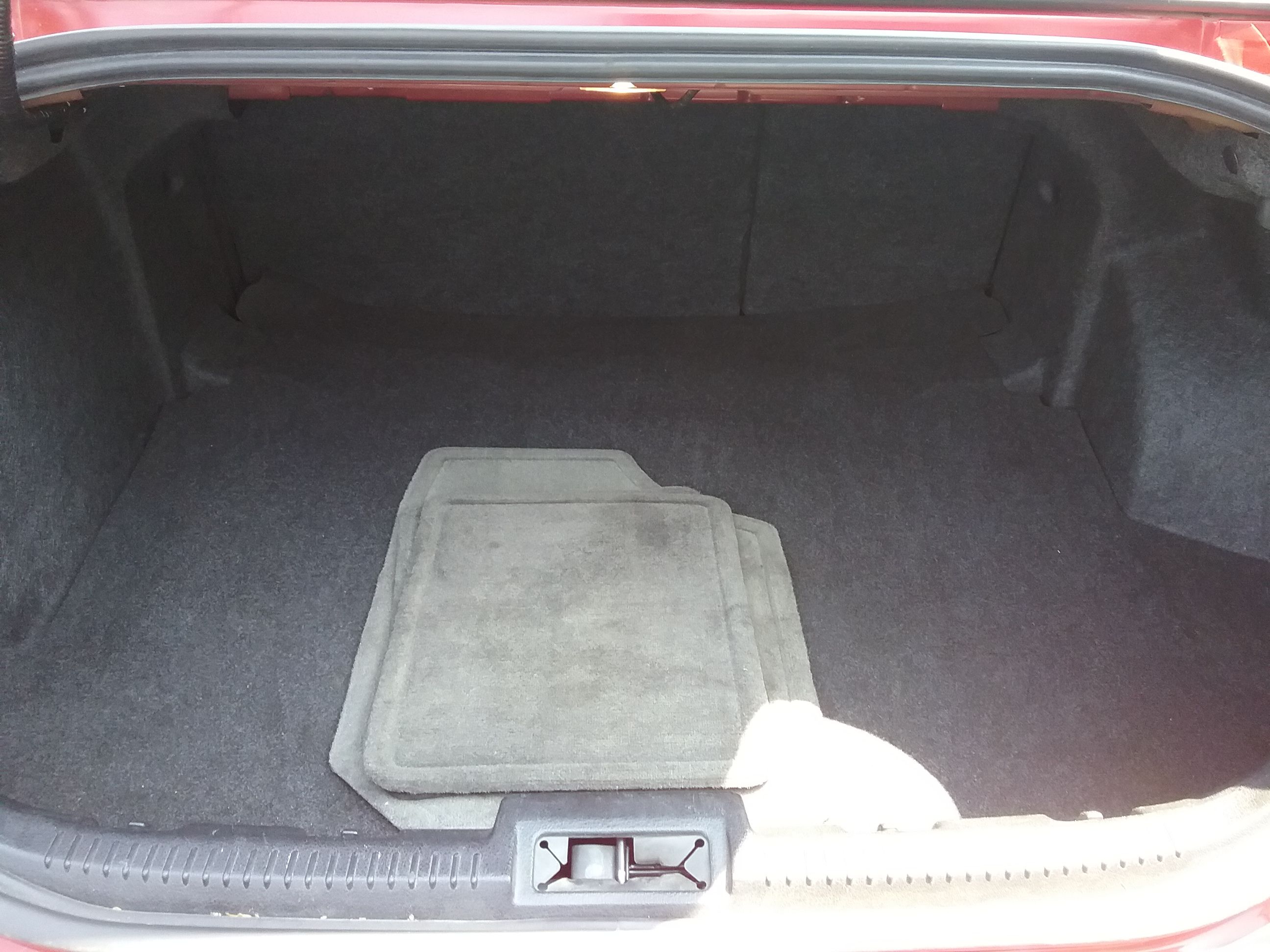 Used 2012 Ford Fusion SE FWD image 18