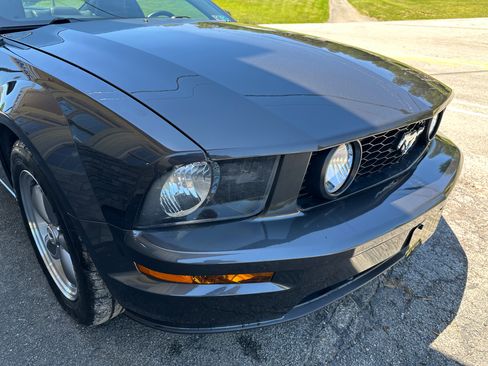 Used 2007 Ford Mustang GT Coupe RWD image 11