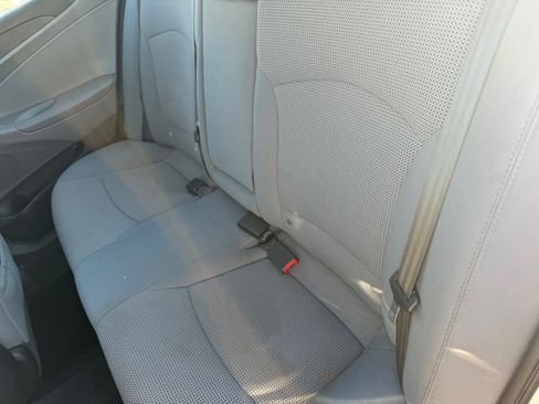 Used 2014 Hyundai Sonata GLS image 10