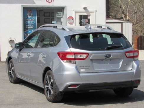 Used 2019 Subaru Impreza 2.0i Sport Premium image 7