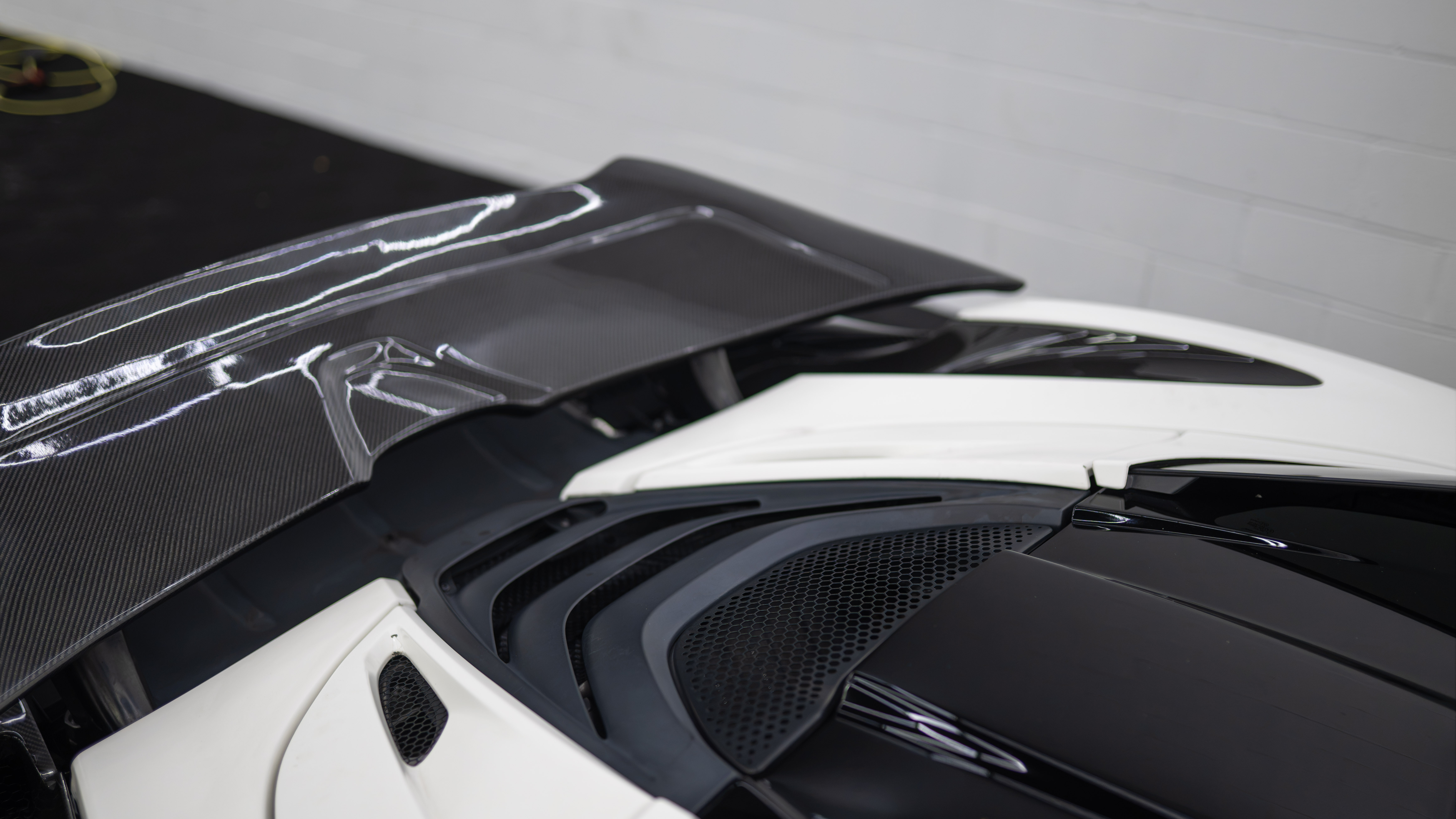Used 2020 McLaren 720S Spider RWD image 46