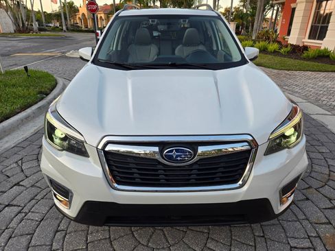 Used 2021 Subaru Forester Limited image 11