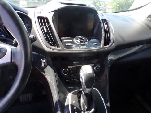 Used 2013 Ford Escape 4WD Titanium image 11