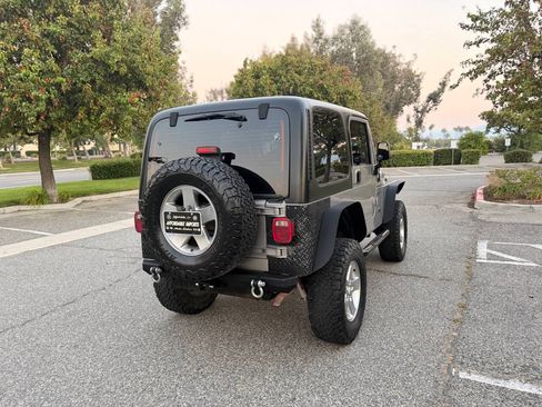 Used 2001 Jeep Wrangler 4WD Sport image 14