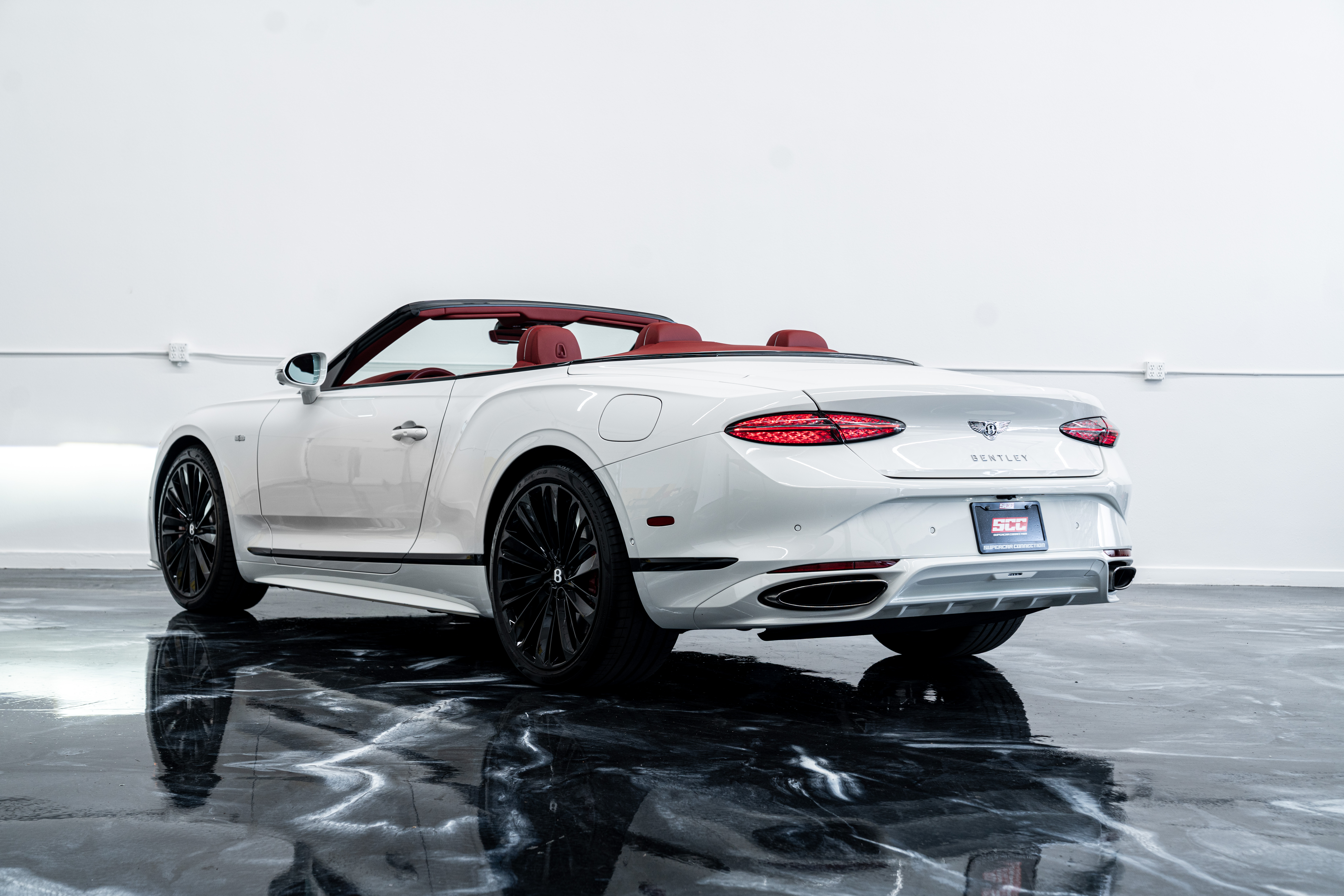 Used 2025 Bentley Continental GTC Speed AWD/4WD image 8