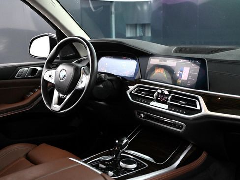 Used 2020 BMW X7 xDrive40i image 46