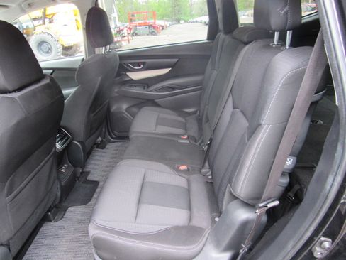 Used 2019 Subaru Ascent Premium 8-Passenger AWD/4WD image 13