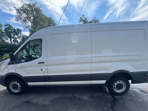 Used 2017 Ford Transit 250 148 Medium Roof RWD image 2