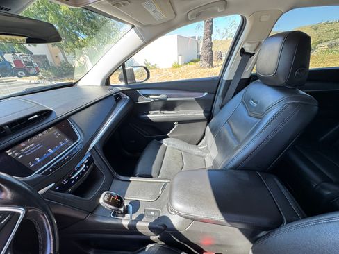 Used 2019 Cadillac XT5 Luxury image 19