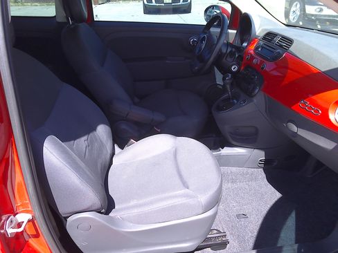 Used 2012 FIAT 500 Pop image 10