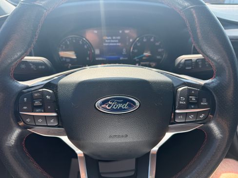 Used 2023 Ford Explorer 2WD ST-Line image 11