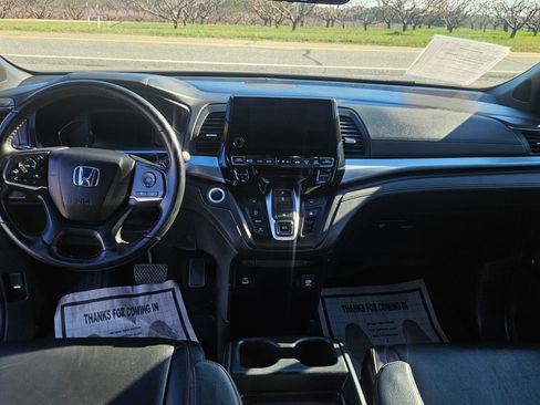 Used 2023 Honda Odyssey Sport image 13