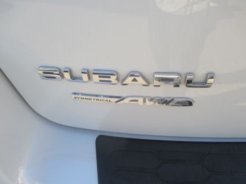 Used 2021 Subaru Crosstrek 2.0i Premium image 13