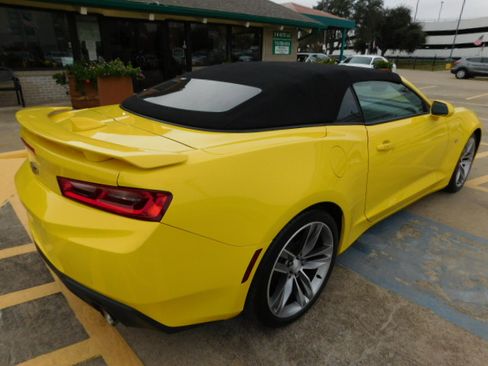 Used 2017 Chevrolet Camaro LT image 12