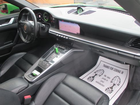 Used 2020 Porsche 911 Carrera S Cabriolet 2D RWD image 7