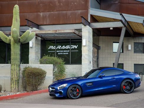 Used 2017 Mercedes-Benz AMG GT S Coupe image 1