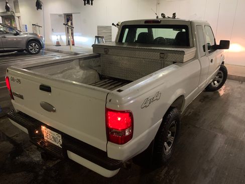 Used 2008 Ford Ranger XLT image 2