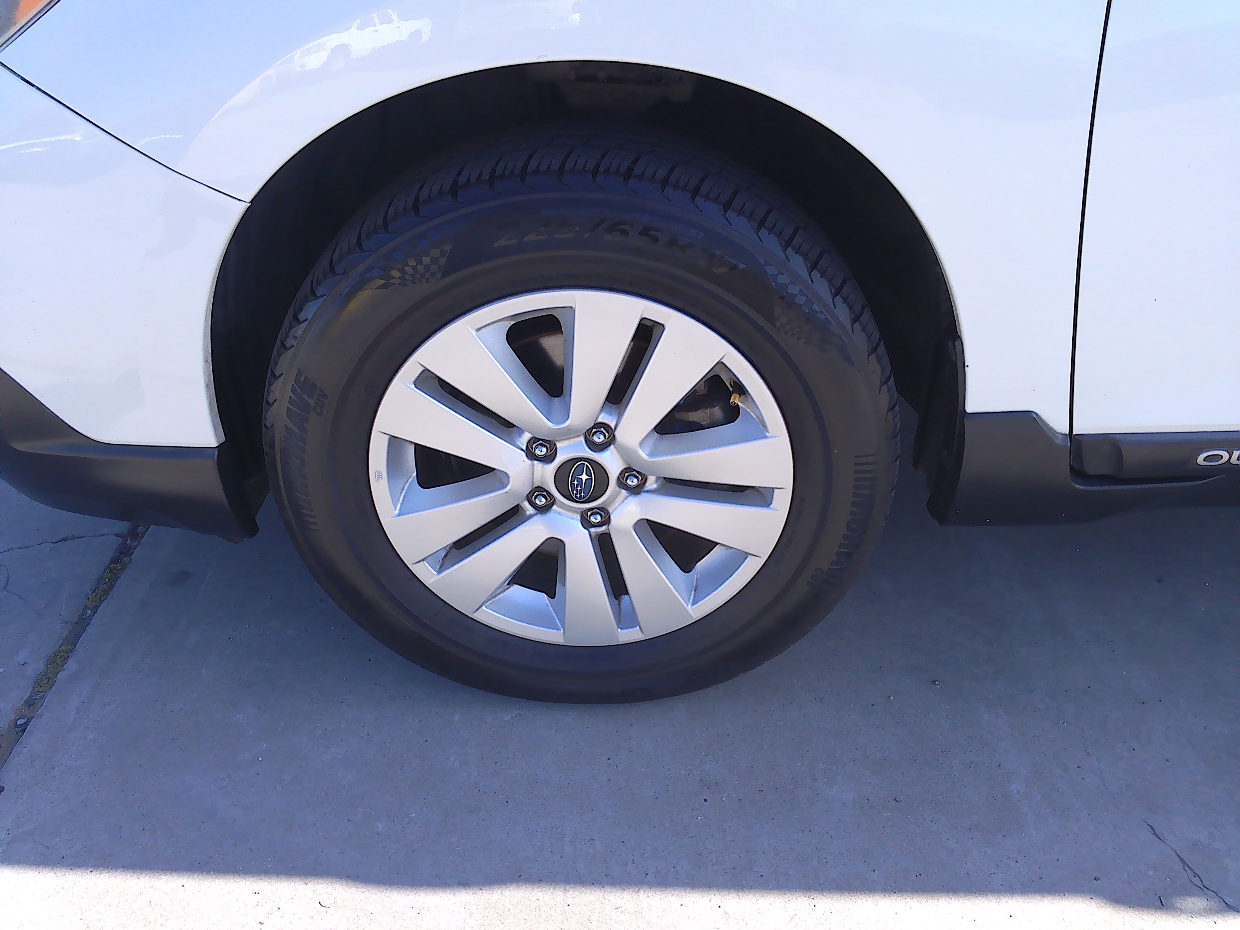 Used 2017 Subaru Outback 2.5i Premium AWD/4WD image 35