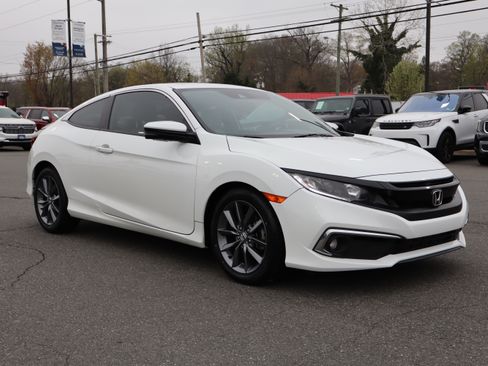 Used 2019 Honda Civic EX image 9