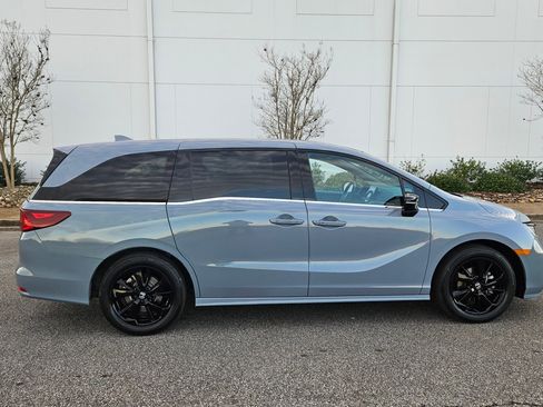 Used 2024 Honda Odyssey Sport image 5