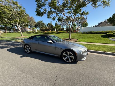 Used 2010 BMW 650i Convertible RWD image 9
