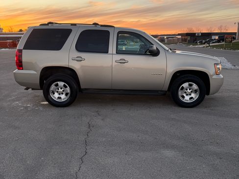 Used 2012 Chevrolet Tahoe LS image 2