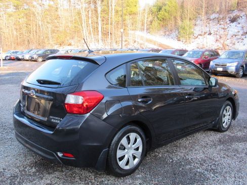Used 2013 Subaru Impreza 2.0i image 8