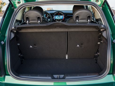 Used 2023 MINI Cooper image 18