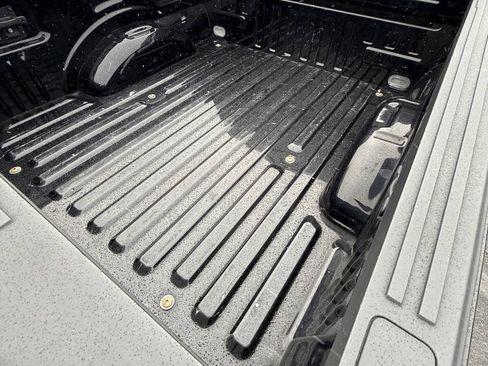 Used 2016 Ford F150 XLT image 15