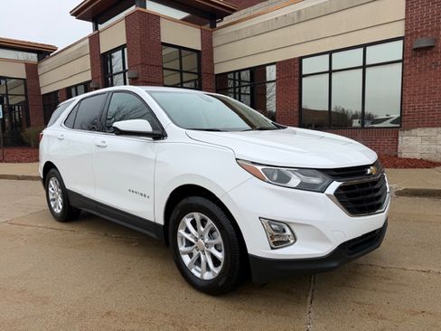 Used 2020 Chevrolet Equinox LT image 1
