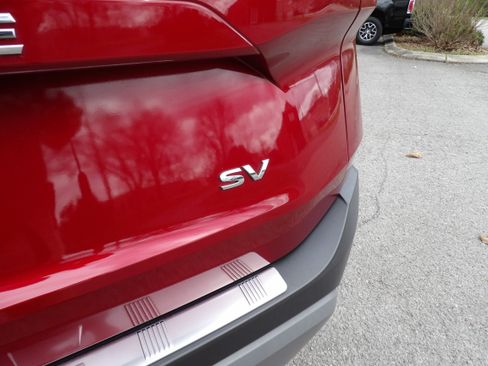 Used 2023 Nissan Rogue SV image 19