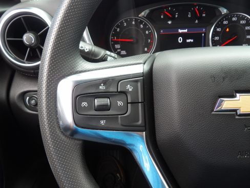 Used 2024 Chevrolet Blazer FWD LT w/ 2LT image 23
