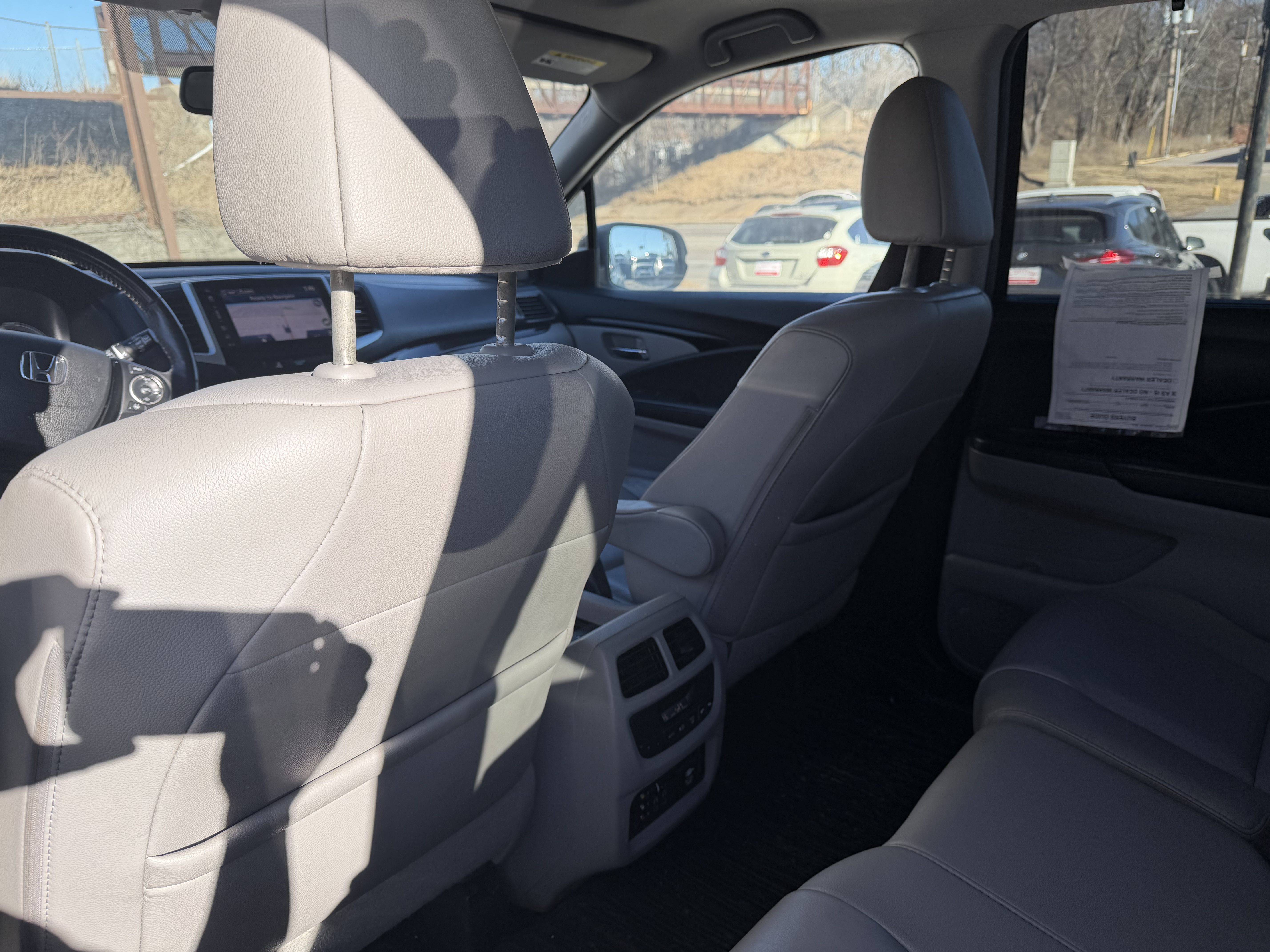 Used 2017 Honda Pilot Touring image 12