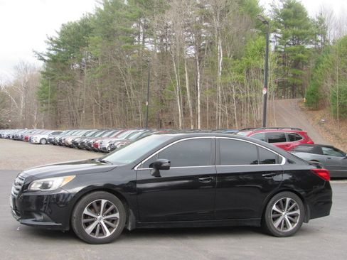 Used 2015 Subaru Legacy 2.5i Limited image 2