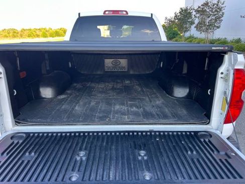 Used 2019 Toyota Tundra 4x4 Double Cab SR5 image 12