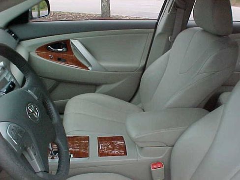 Used 2009 Toyota Camry XLE image 54