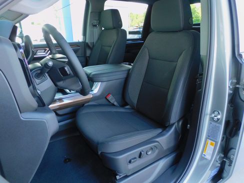 New 2026 Chevrolet Silverado 3500 4x4 Crew Cab LT image 18