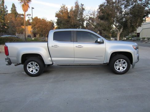 Used 2019 Chevrolet Colorado LT image 3