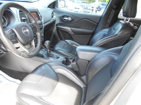 Used 2020 Jeep Cherokee FWD Latitude Plus image 7
