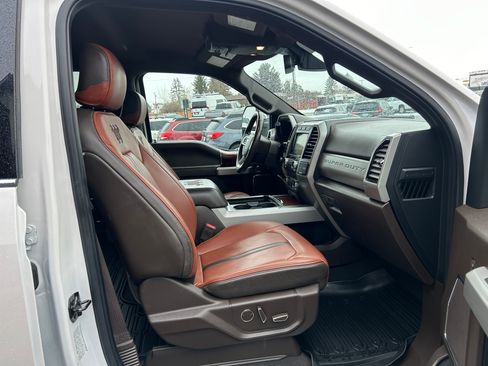 Used 2019 Ford F350 King Ranch image 12