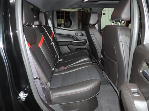 Used 2023 Chevrolet Colorado Z71 image 22