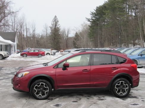 Used 2013 Subaru XV Crosstrek 2.0i Premium image 3