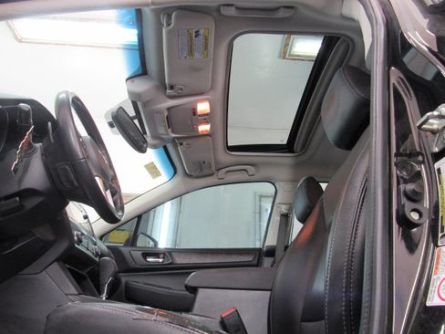 Used 2016 Subaru Outback 3.6R Limited image 22